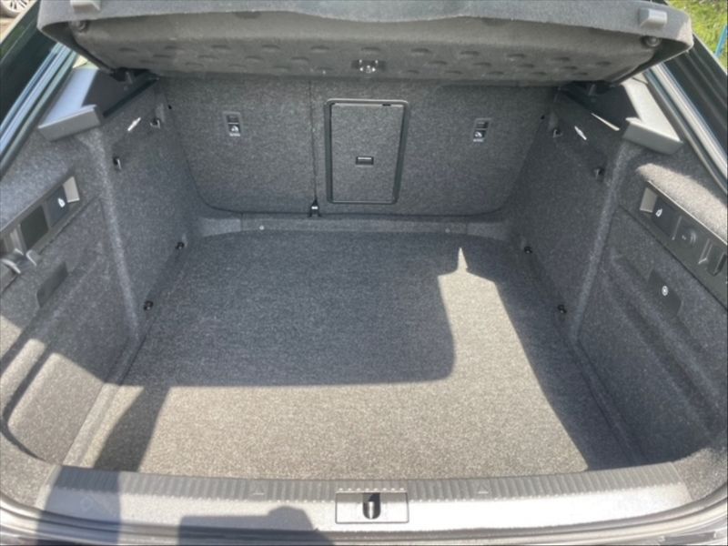 Škoda Superb 2,0 TDI 147 Style 4x4 DSG - fotka 6 z 11