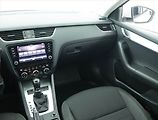Škoda Octavia (2019) 1.5 TSI, Automat, Navi - náhled 8