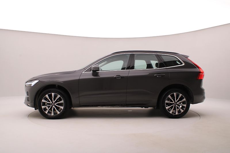 Volvo XC60 B5 AWD CORE AUT REZERVACE - fotka 10 z 52