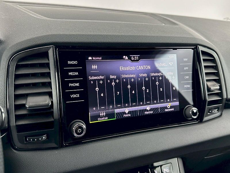 Škoda Karoq (2025) DSG 2.0TDI 110kW 4x4 SportLine - fotka 17 z 33