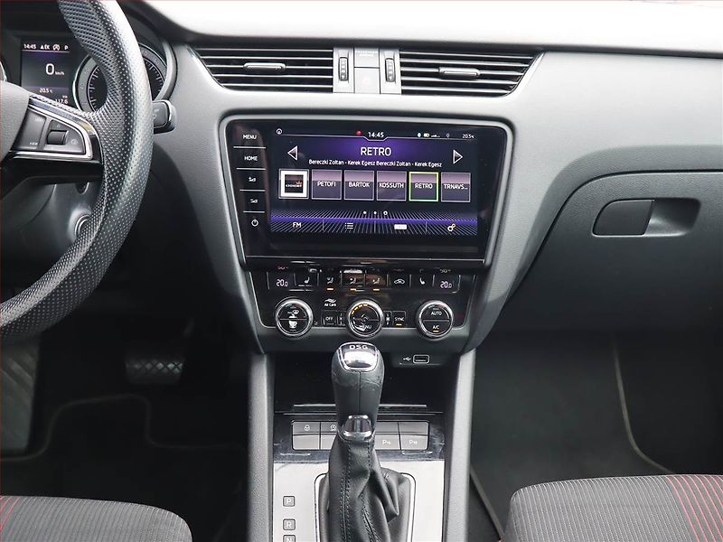Škoda Octavia (2019) 1.6 TDI, Automat, Navi - fotka 12 z 21