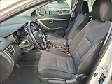 Hyundai i30 1,6 Trikolor 88KW - náhled 11