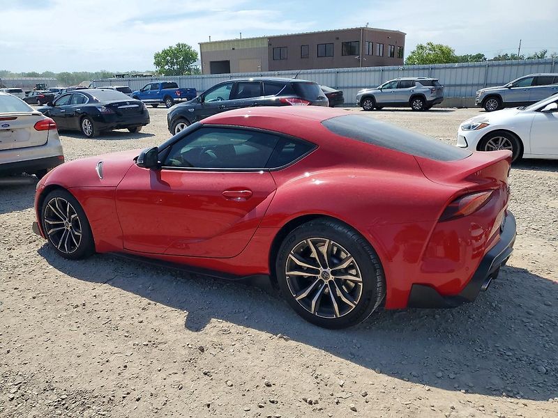 Toyota Supra (2021) GR 2.0 L - fotka 5 z 11