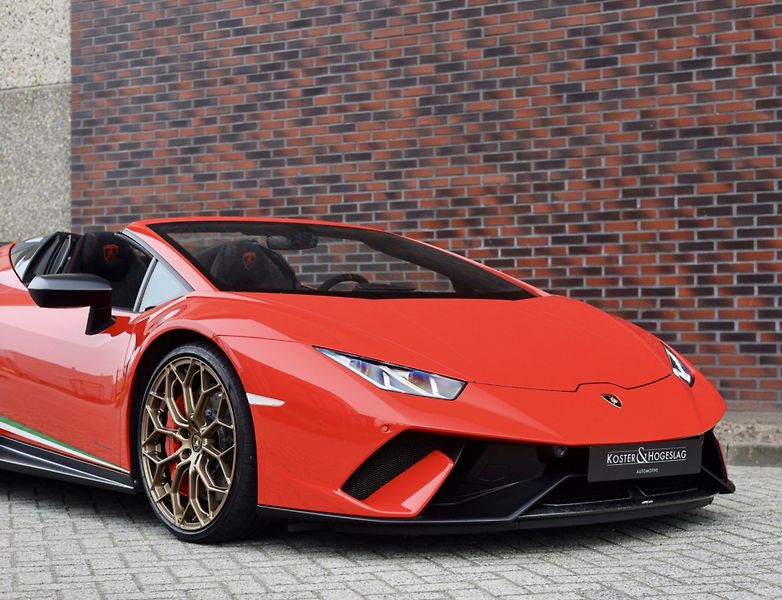 Lamborghini Huracán (2018) Spyder Performante Misano Red  - fotka 15 z 61