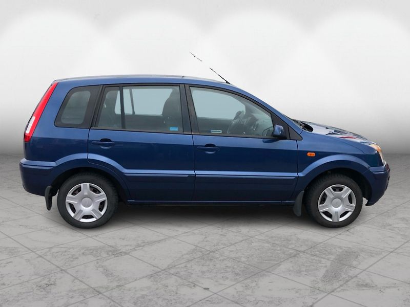 Ford Fusion 1.4 i Trend - fotka 8 z 26