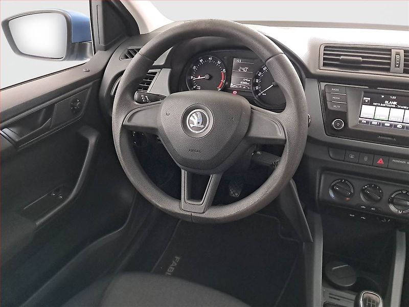 Škoda Fabia (2015) Ambition Plus 1.0 - fotka 7 z 15