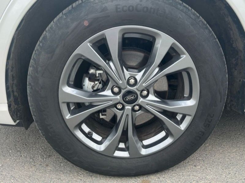 Ford Kuga 2.5HEV,132KW,CZ,1.MAJ,DPH - fotka 14 z 14