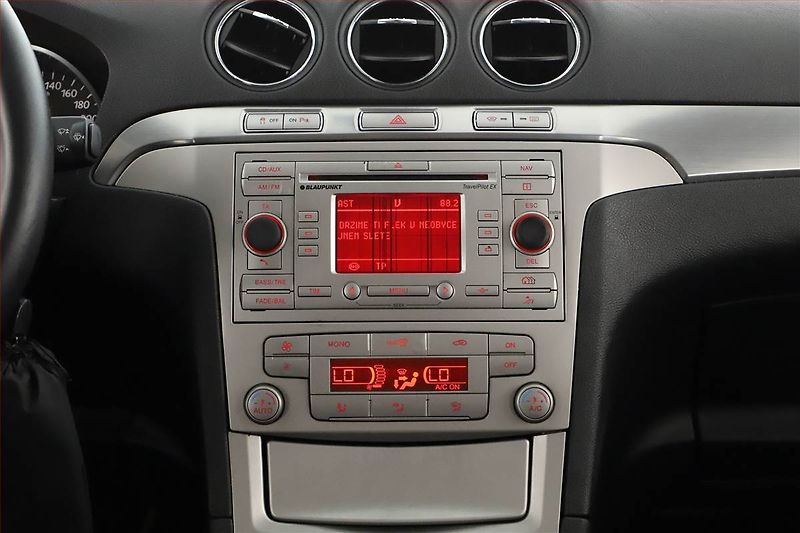 Ford S-MAX (2008) 2.0 TDCi, nová STK - fotka 9 z 15
