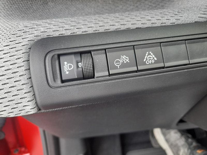 Citroën C3 Aircross (2026) MAX Hybrid 145k Automatic - fotka 46 z 64