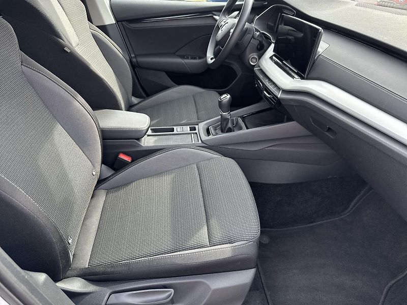 Škoda Octavia (2024) Combi 2.0 TDI Selection - fotka 9 z 32