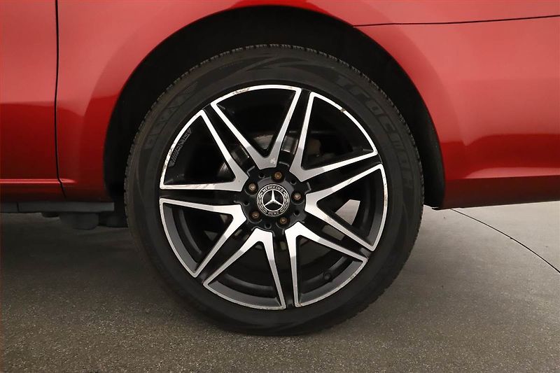 Mercedes-Benz Třídy V (2019) 300 d 4MATIC, ČR, DPH - fotka 12 z 26