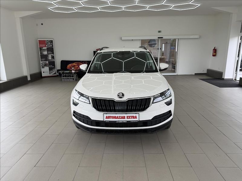 Škoda Karoq 2,0 TDi, DSG,NAVI,TZ,LED - fotka 2 z 28