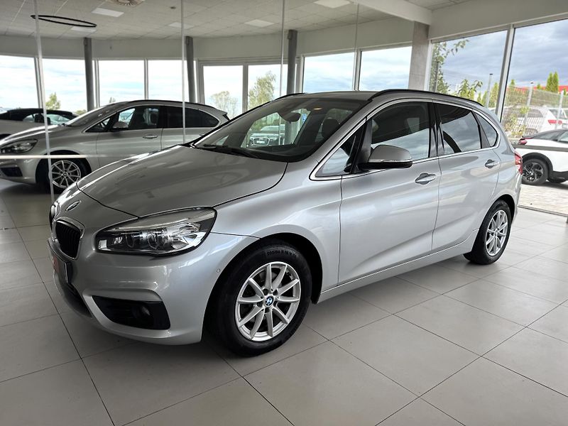 BMW Řada 2 218d 110kW*AT8*LED*Navi*PDC - fotka 2 z 31