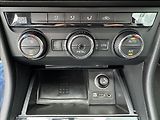 Škoda Superb 1,6 TDI Navi TZ park. kamera - náhled 36