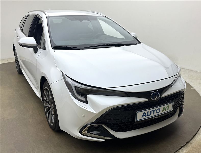 Toyota Corolla 1,8 HYBRID STYLE ACC 1.MAJ ČR - fotka 3 z 42
