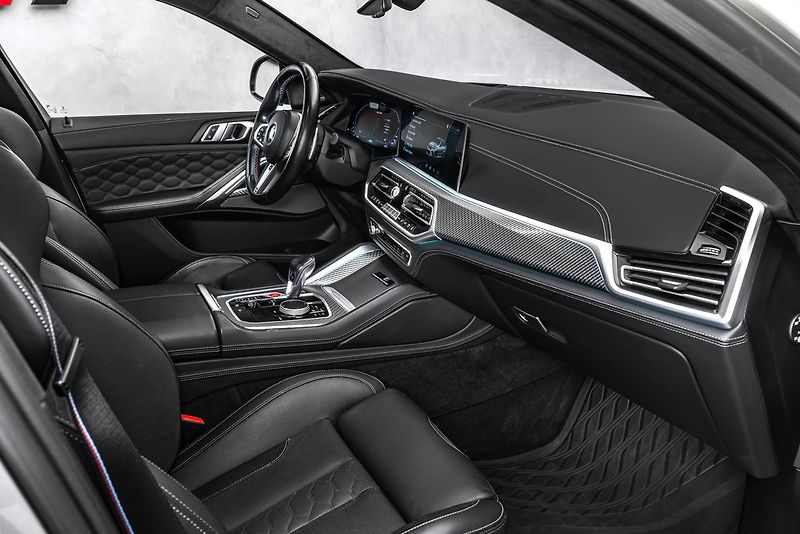 BMW X6 competition Laser Masáže - fotka 13 z 27