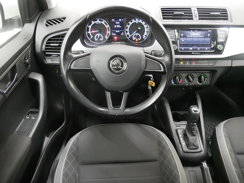 Škoda Fabia - fotka 20 z 21