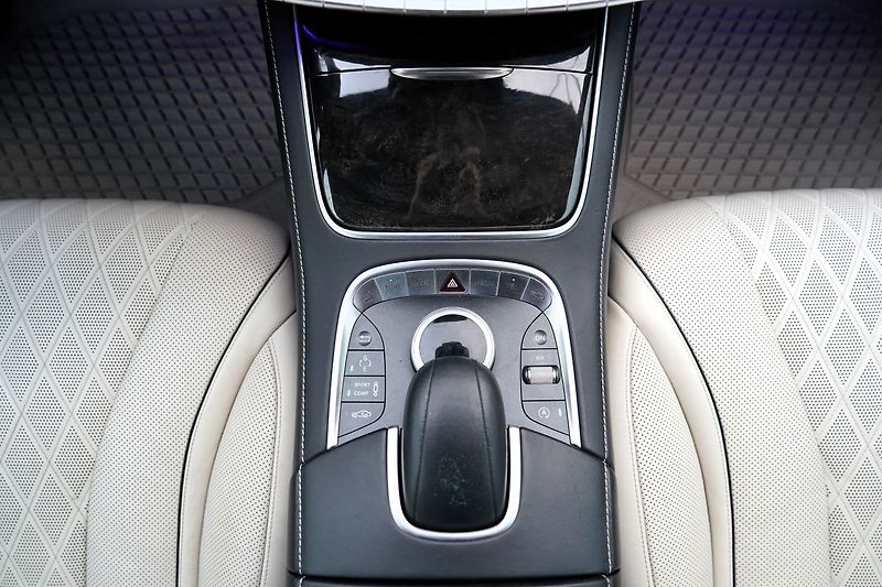 Mercedes-Benz Třídy S 350d 4Matic/AMG/Designo - fotka 48 z 48