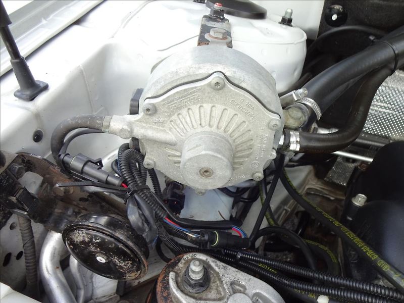 Hyundai i30 1,4i 16V 80kW LPG COMBI - fotka 39 z 46