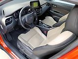 Toyota C-HR 2.0HEV PREMIERE ČR 1.MAJITEL - náhled 10