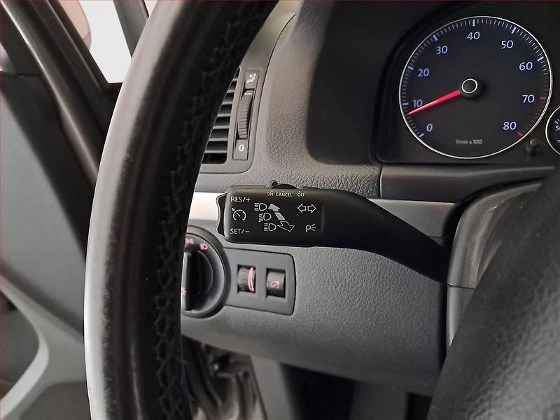 Volkswagen Touran (2008) 1.4 TSI, 7 míst, Serv.kniha - fotka 17 z 19