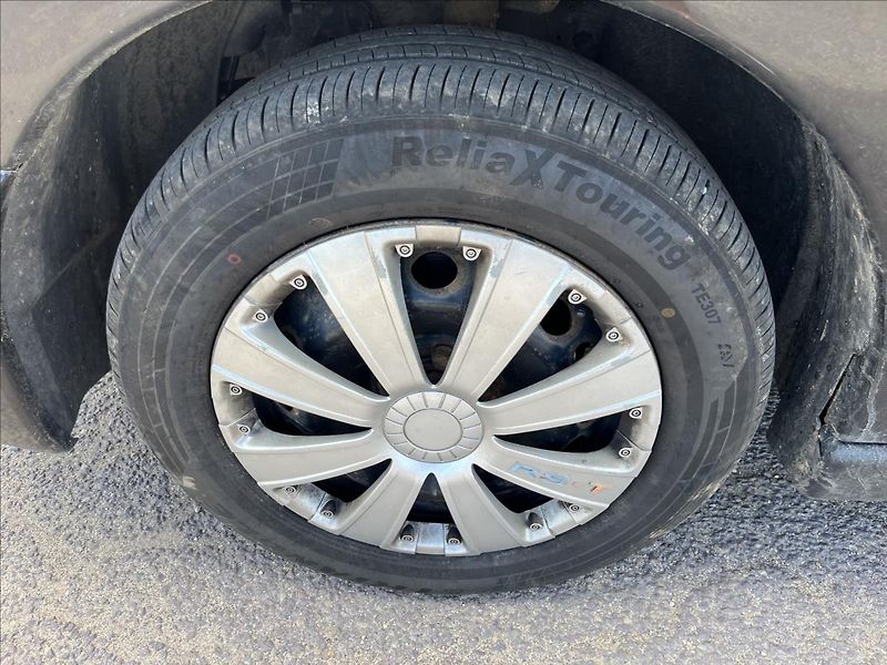 Fiat Scudo 2,0 JTD L2 PANORAMA 8.MÍST - fotka 36 z 41