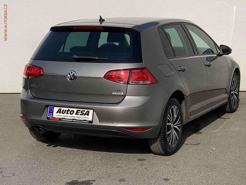 Volkswagen Golf (2016) 1.4 TSi, Allstar - fotka 4 z 17