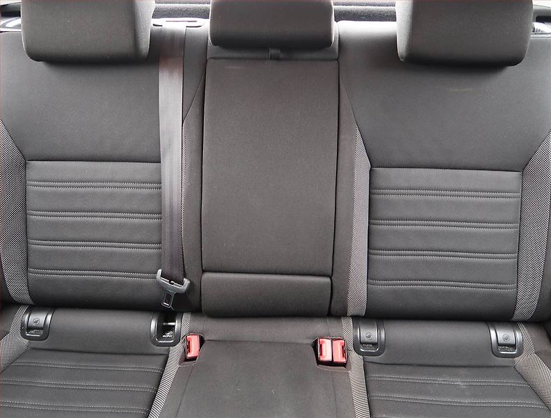 Škoda Octavia (2019) 1.6 TDI, Tempomat - fotka 10 z 15