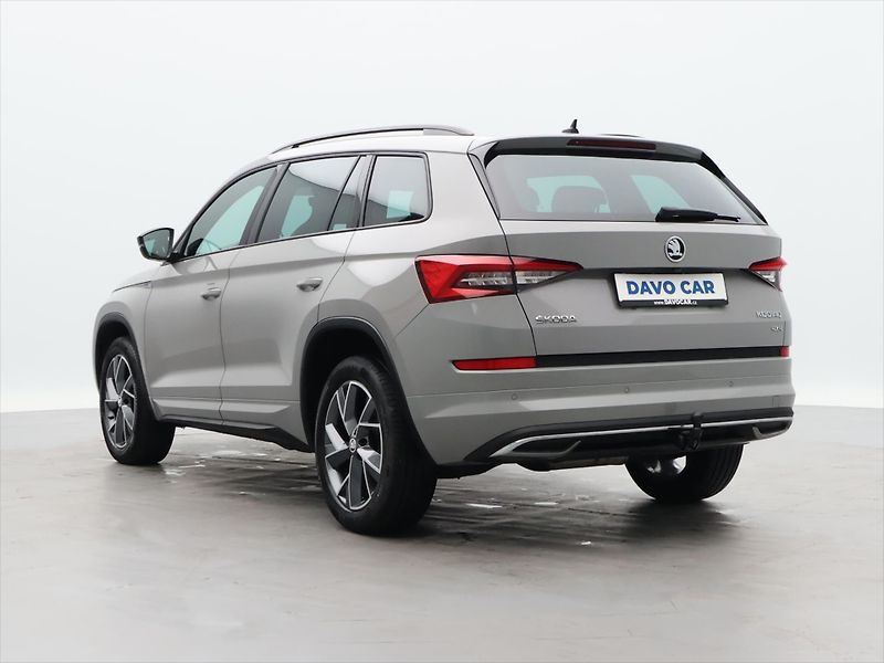 Škoda Kodiaq 2,0 TDI 140kW 4x4 DSG Sportlin - fotka 5 z 30