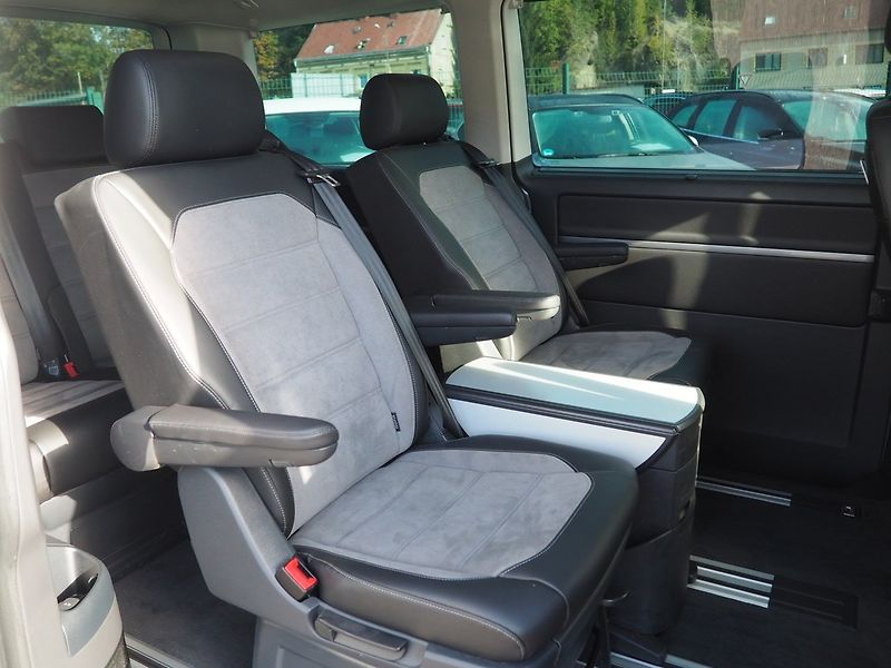 Volkswagen Multivan (2020) 2.0 TDI 146 kW, 4Motion - fotka 15 z 36