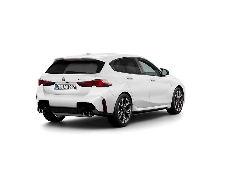 BMW Řada 1 M135 xDrive - fotka 3 z 6