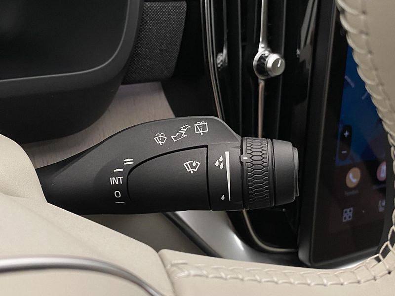 Volvo XC90 T8 AWD RECHARGE BRIGHT PLUS 7m - fotka 23 z 68