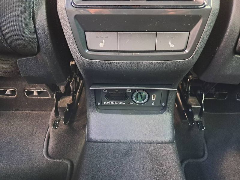 Škoda Karoq (2024) SportLine 1.5 TSI / 110KW  DSG - fotka 28 z 34