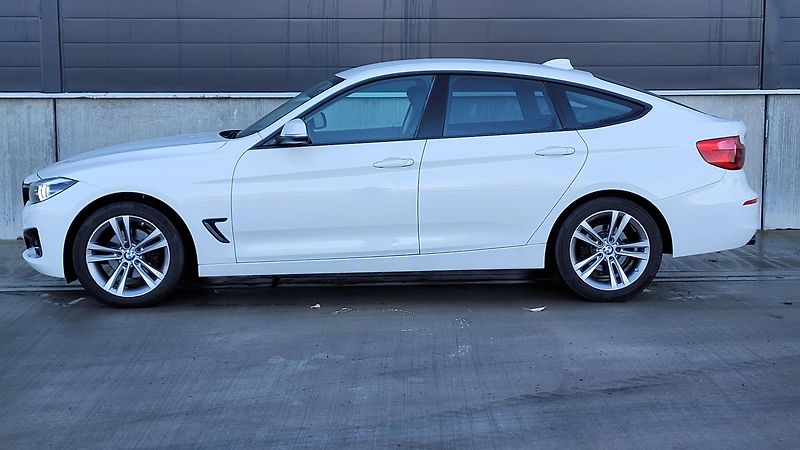BMW Řada 3 320D XDRIVE GT - fotka 5 z 22