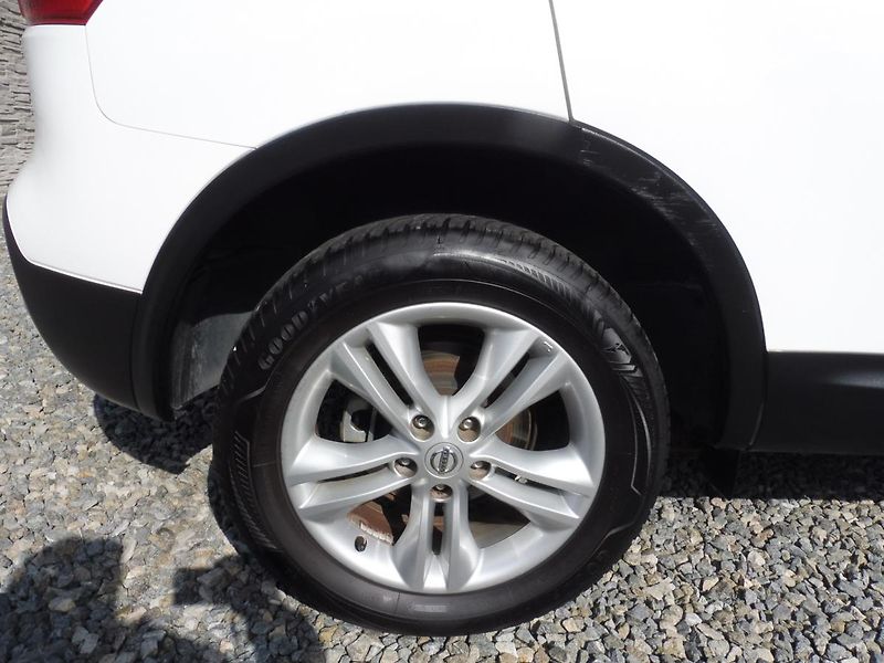 Nissan Qashqai 1.5DCi 110PS NAVI STK TOP STAV - fotka 49 z 189