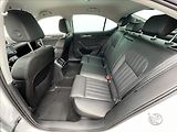 Škoda Superb 2,0 TDI DSG L&K TAŽNÉ+DCC+ACC - náhled 17