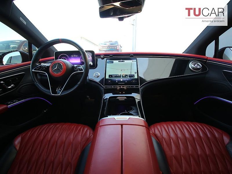 Mercedes-Benz EQS (2022) 450+ AWD - fotka 13 z 31