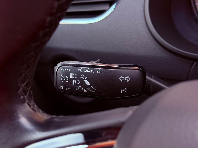 Škoda Octavia 2.0 TDI Style, ČR, Serviska - fotka 25 z 29