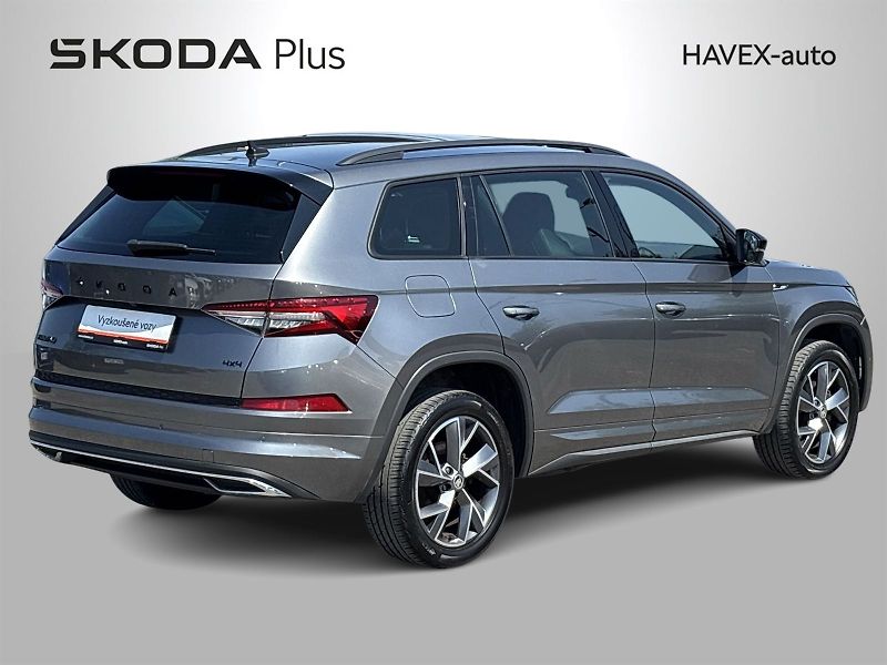 Škoda Kodiaq (2023) 2.0 TDI 4x4 DSG Sportline + - fotka 2 z 33