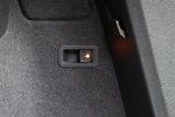 Škoda Karoq 1.5 TSI TAŽNÉ*KAMERA*DPH*ČR 1M - náhled 37