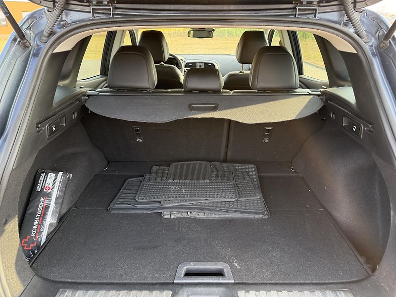 Renault Kadjar 1.6 TCE ENERGY BOSE TAŽNÉ - fotka 39 z 52