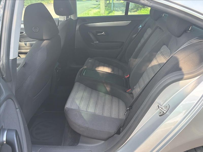 Volkswagen Passat CC 2,0 TDi 125 Kw DSG - fotka 13 z 18