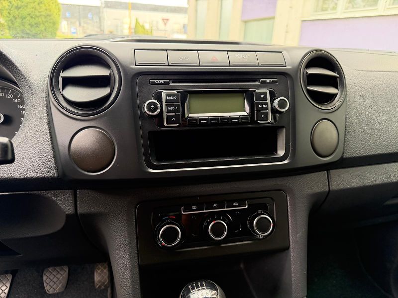 Volkswagen Amarok 2,0 TDI /120kW/  BEZ KOROZE   - fotka 21 z 25