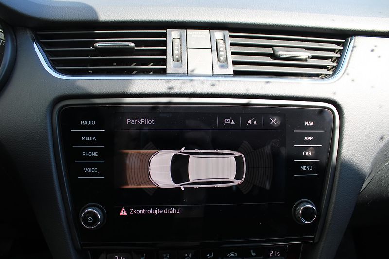 Škoda Octavia 2,0 TDI 110kw Style plus - fotka 15 z 25