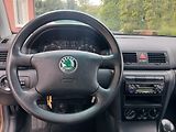 Škoda Octavia 1.9 TDi - náhled 17