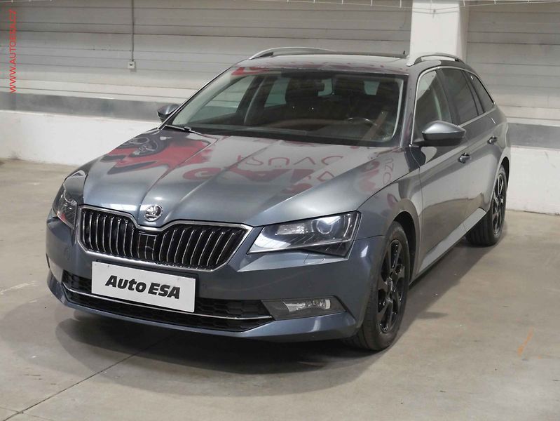 Škoda Superb (2016) 1.6 TDi, Navi, bixen - fotka 3 z 30