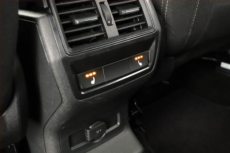 Škoda Karoq (2021) Sportline 2.0 TDI - fotka 12 z 21