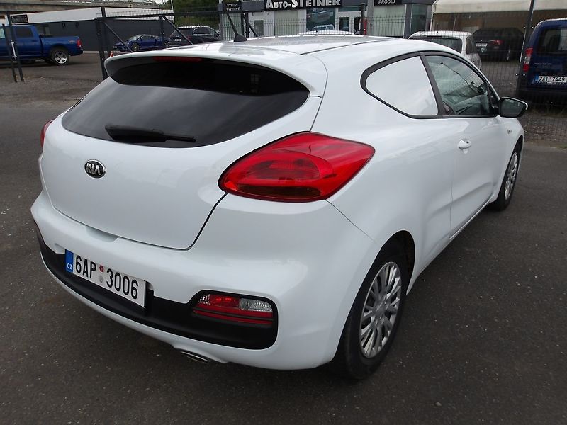 Kia Pro_Ceed 1,4CRDi 2 MÍSTA (PICK-UP) - fotka 8 z 27