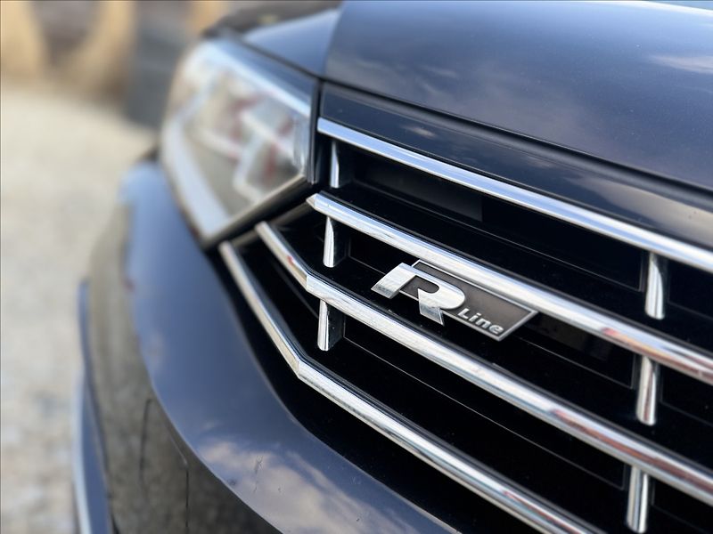 Volkswagen Passat 2,0 110kW R-LINE 93tKm ČR DPH - fotka 9 z 41