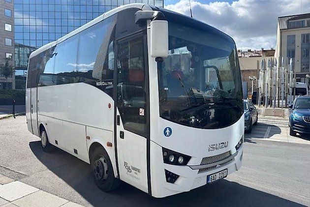 Isuzu Novo Ultra E6E., zdroj: Foto: se svolením Turancar CZ